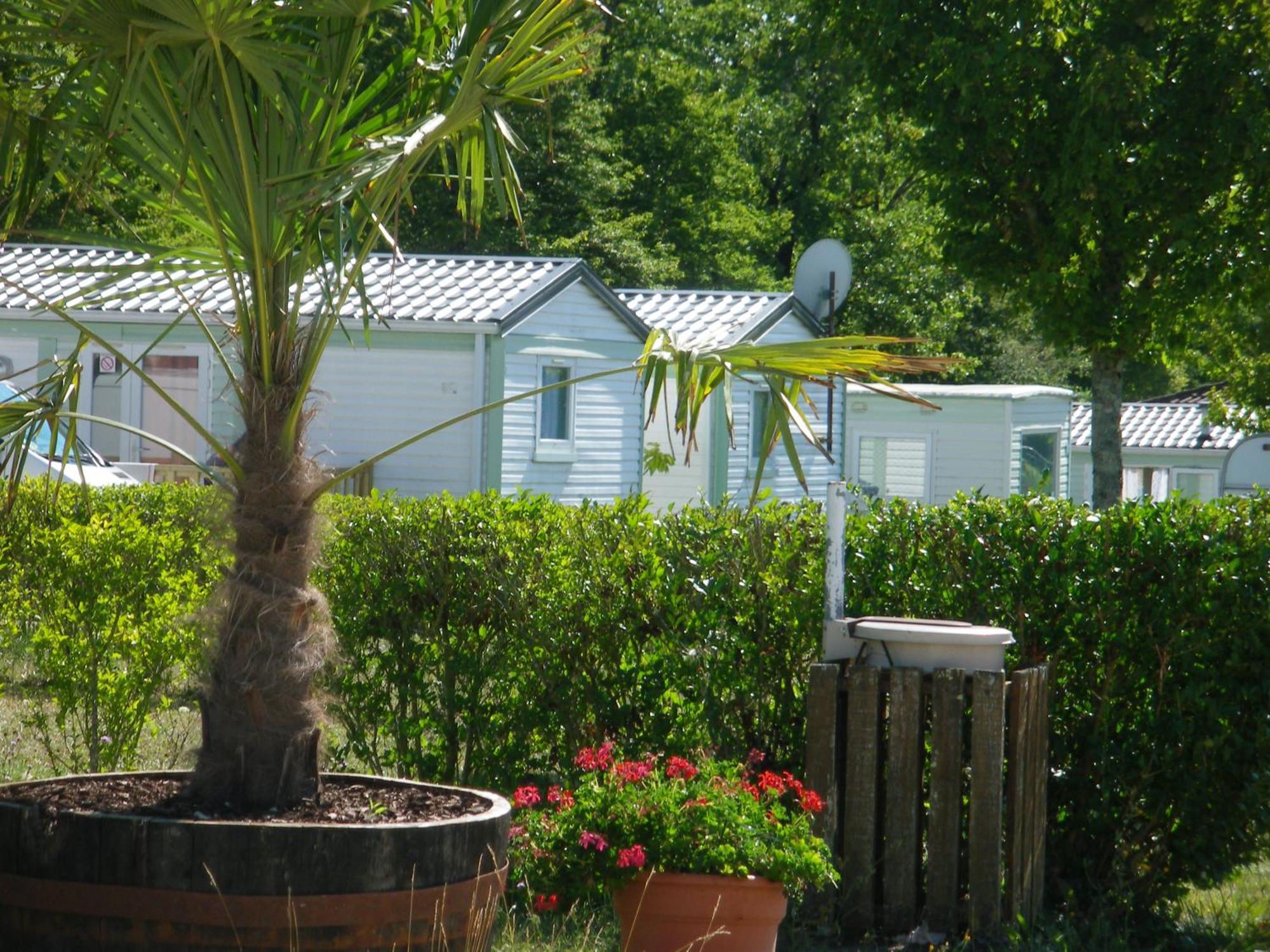 Camping Du Pontis Verteillac Luaran gambar