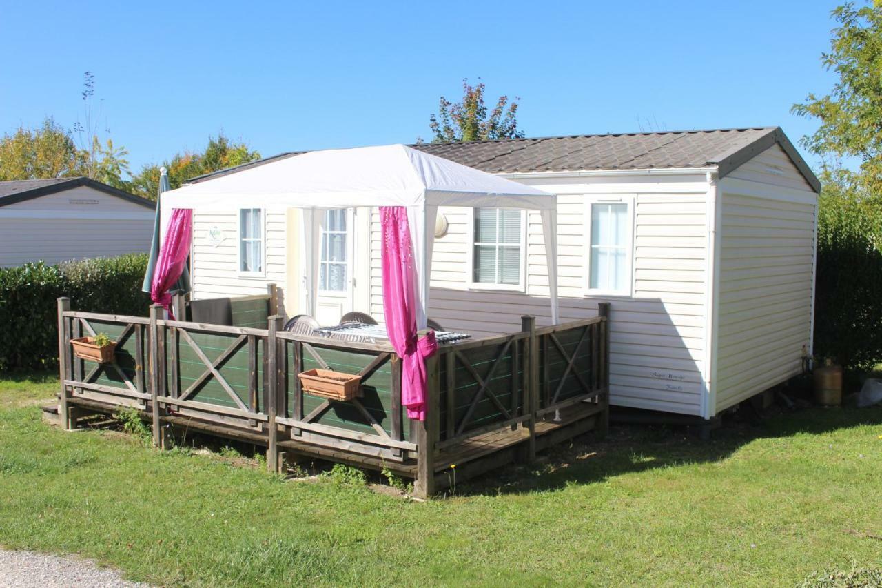 Camping Du Pontis Verteillac Luaran gambar