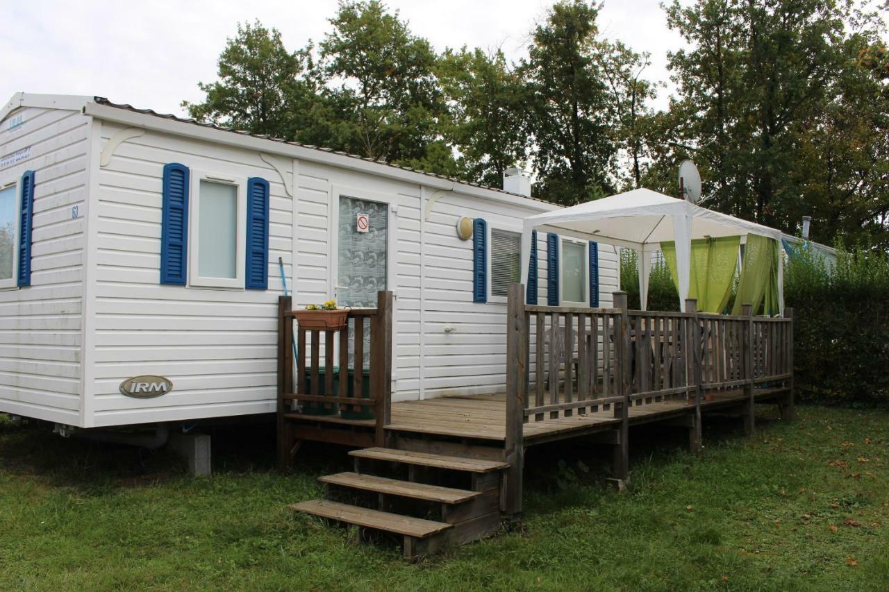 Camping Du Pontis Verteillac Luaran gambar