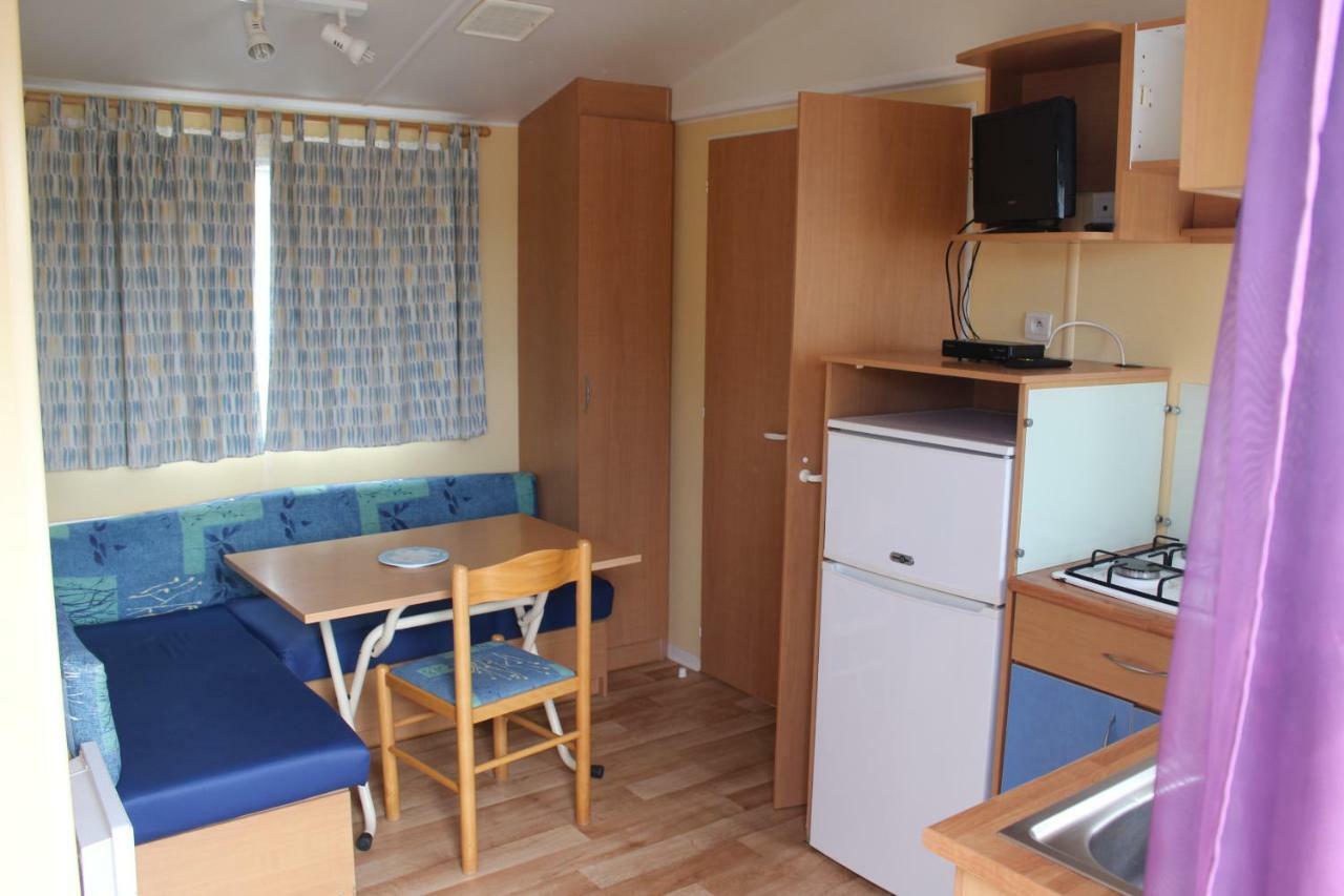 Camping Du Pontis Verteillac Luaran gambar