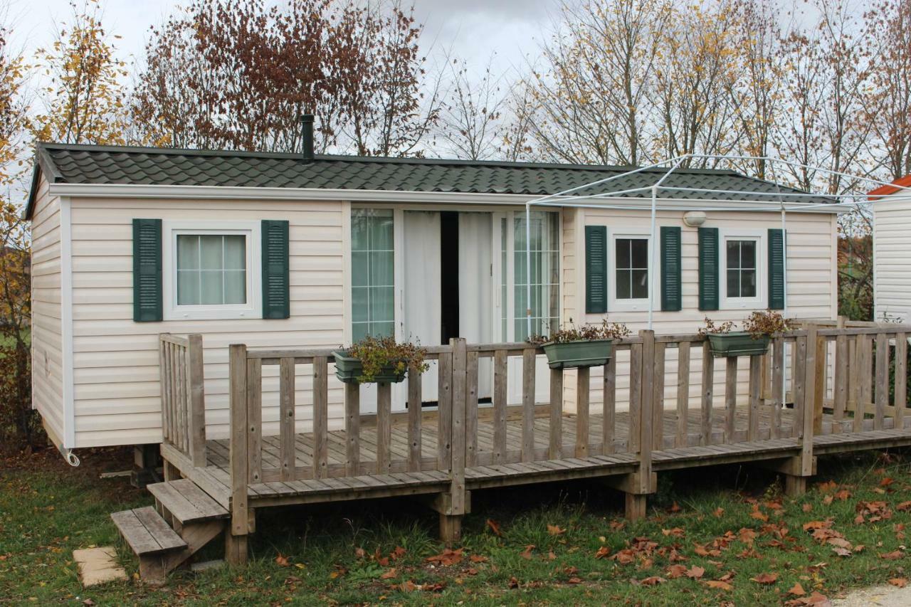 Camping Du Pontis Verteillac Luaran gambar